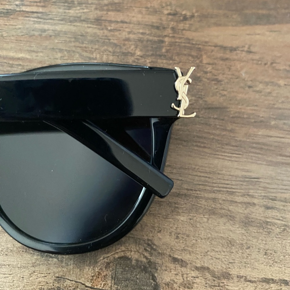 YSL Yves Saint Laurent Cat Eye Sunglasses SL M29 NWOT